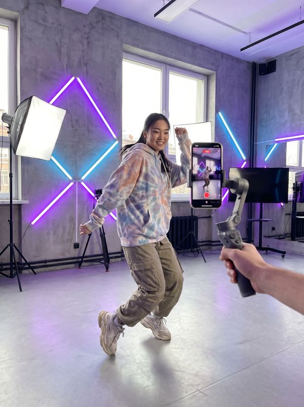 五一吃瓜网短视频-潮流舞蹈挑战